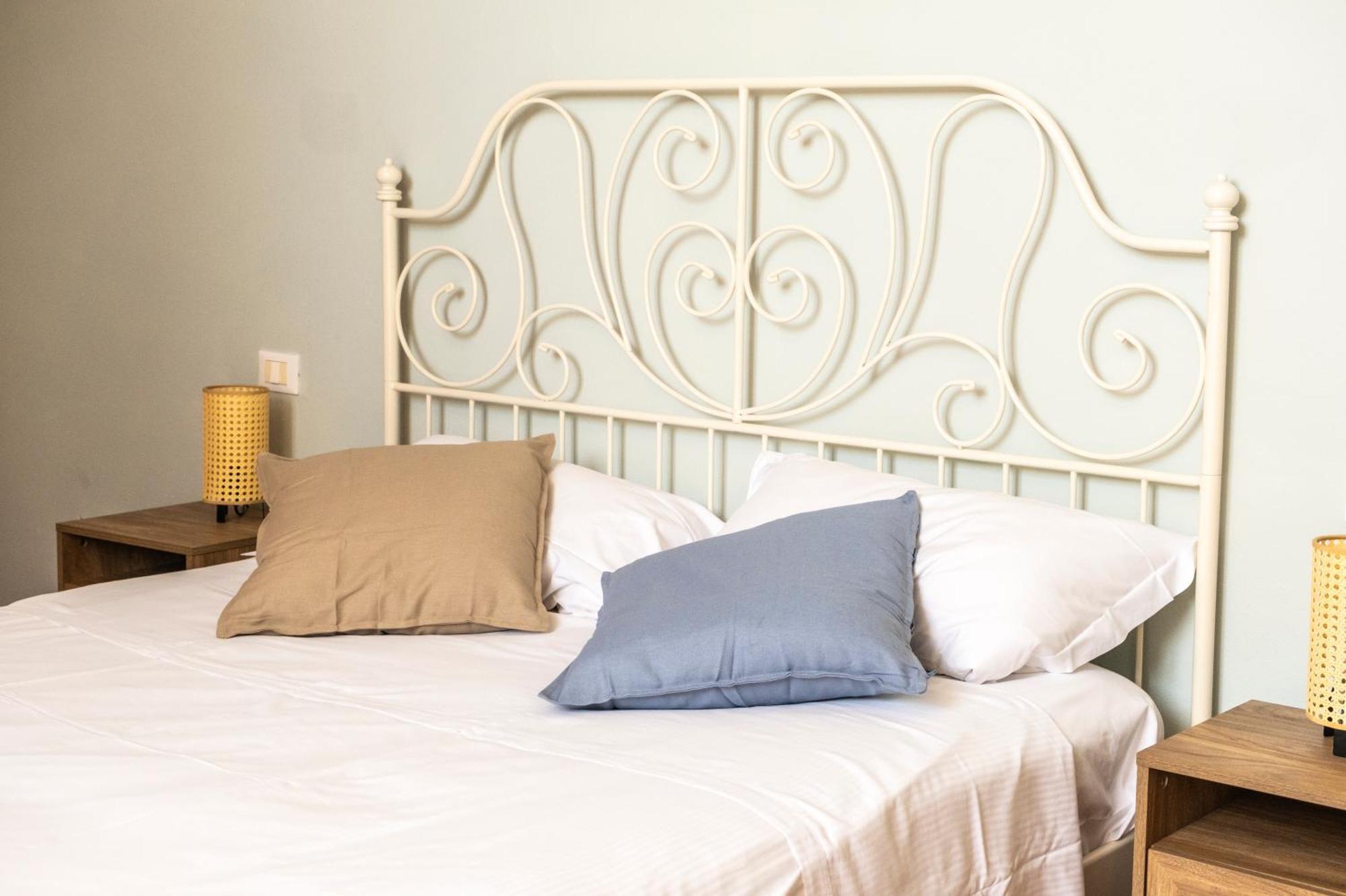 Palazzo Oddo Rental Rooms 알벤가 외부 사진